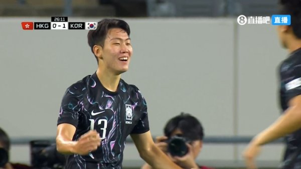 守了27分钟！姜尚润回转  射球  得手，中国香港0-1追赶  韩国