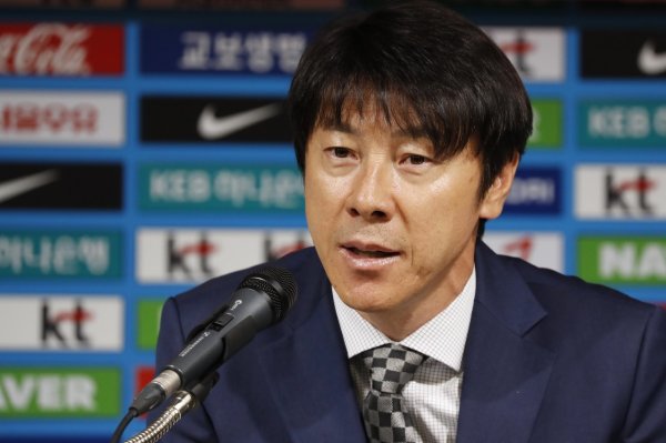 申台龙：建议K联赛出台政策，参加亚冠精英联赛球队取消外援限制