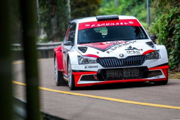 APRC/CRC龙游越野赛首日：徐俊一马当先