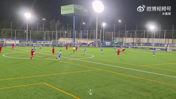 张林峒首发出战破门连续三轮收获进球，达姆U16A队1-2西班牙人