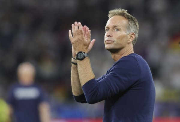 值得期待?药厂新帅尤尔曼德执教丹麦55战33胜 胜率60%创队史记录 值得期待?药厂新帅尤尔曼德执教丹麦55战33胜 胜率60%创队史记录