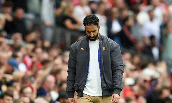 曼联中场球员找不到答案? 阿莫林为什么不试试马兹拉维?