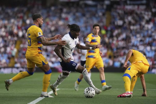 诺尼·马杜克为英格兰打进处子球, 图赫尔: 仍需改进 诺尼·马杜克为英格兰打进处子球, 图赫尔: 仍需改进