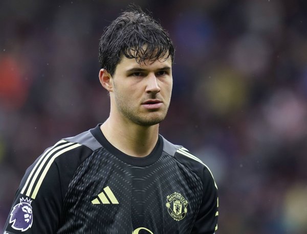 TA:拉门斯杆位后长传明显增多,扑高空球能力也显著提升 TA:拉门斯杆位后长传明显增多,扑高空球能力也显著提升