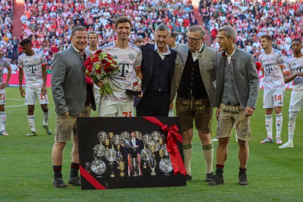 海纳:希望穆勒回归拜仁任职,他可以加入运营团队甚至成为主席 海纳:希望穆勒回归拜仁任职,他可以加入运营团队甚至成为主席