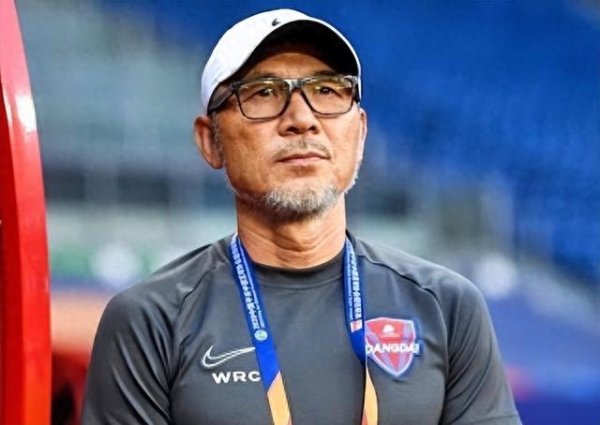 韩副主席弃高位执教中甲, 张外龙携情怀冲超! 韩副主席弃高位执教中甲, 张外龙携情怀冲超!