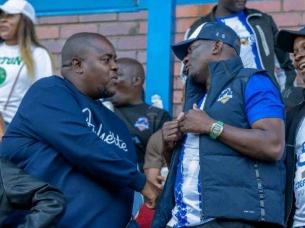 请换算😂津巴布韦超第一名  老板奖励球队25万美元 约合当地165亿